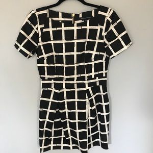 French Connection Sz 6 Black & White Pattern Dress